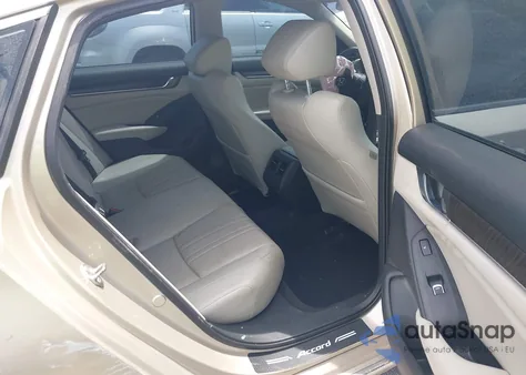 2018 Honda Accord Touring 2.0T z USA, uszkodzony, nr VIN 1HGCV2F92JA032736